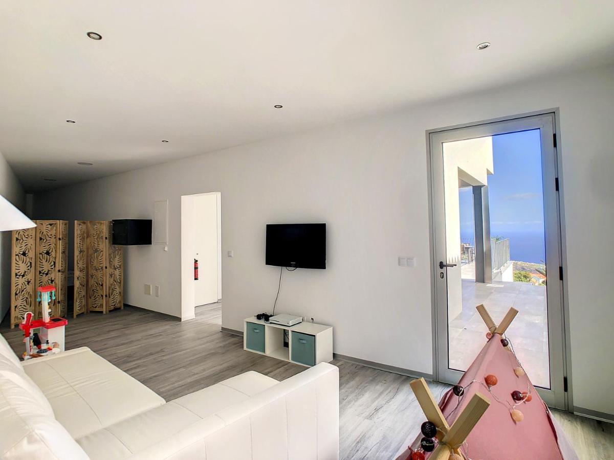 Villa Piece Of Heaven By Lovelystay Estreito Da Calheta Kültér fotó